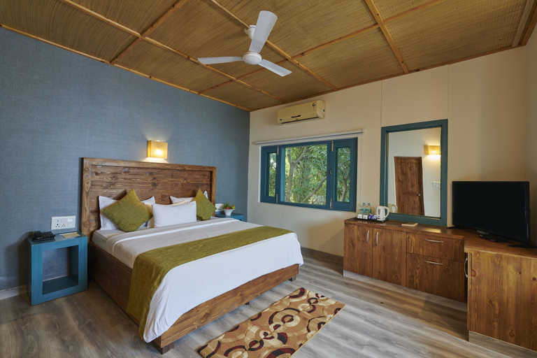 Bedroom 3, Aacorn Hideaway Resort & Spa, Nainital