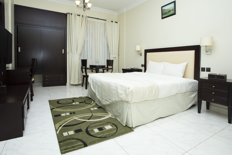 Bedroom 4, Remas Hotel Suites, Seeb