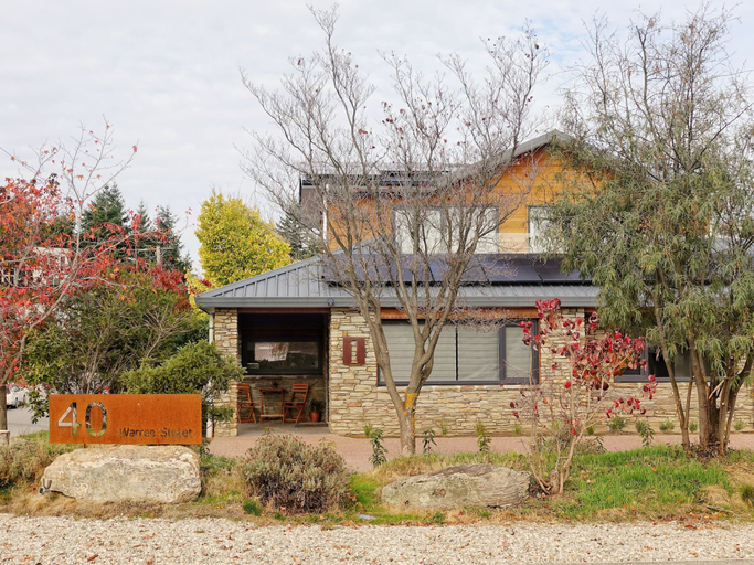 Exterior & Views 2, 40 Warren Street, Queenstown-Lakes