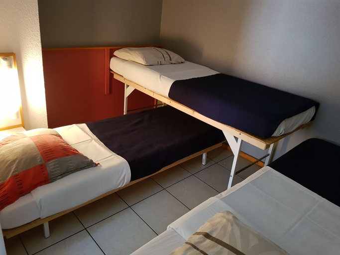 Bedroom 4, Hotel Eco Logis Bellevue Pyrénées, Hautes-Pyrénées