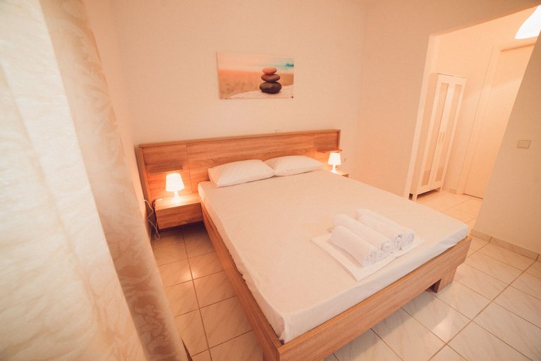 Bedroom 3, Nerina Studios, Ionian Islands