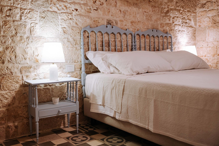 Bedroom 3, Villa Sardella, Bari