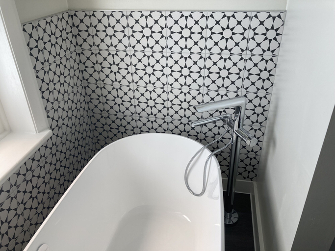 Bathroom 5, Downs Hotel, Brighton and Hove
