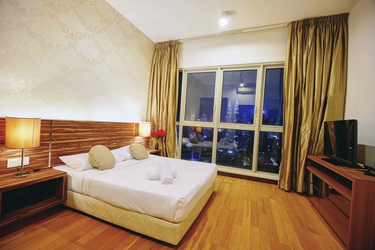 Bedroom 3, Regalia Residence @ KLCC View Sky Pool by MC, Kuala Lumpur