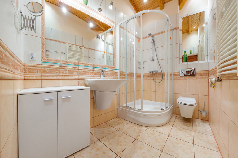 Bathroom, Apartamenty Sun & Snow Willa Perla, Kamień