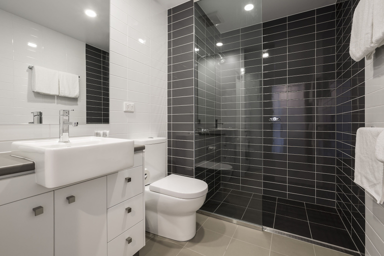 Bathroom 5, Quest Mackay on Gordon, Mackay - Pt A