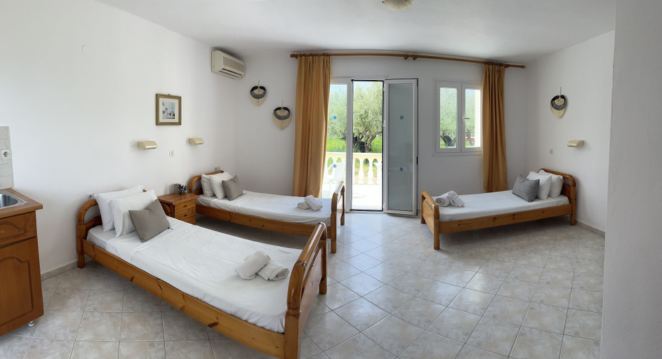 Bedroom 5, Sweet Dreams Apartments, Ionian Islands