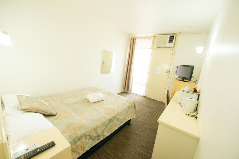Bedroom 16