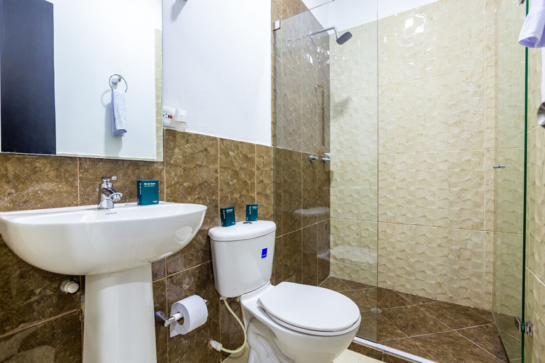 Bathroom, Ayenda Hotel Trinidad, Montería