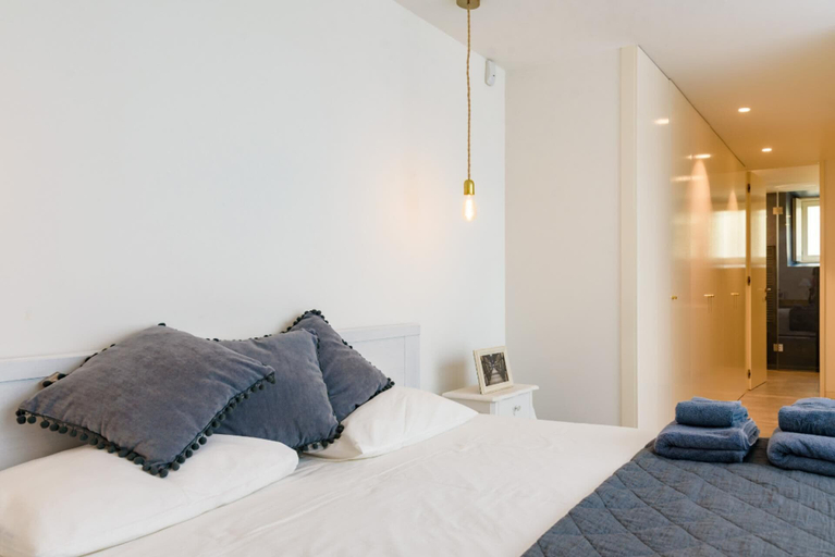 Bedroom 3, Home Of The Poet, 3-bed 3-bath River Views, Porto