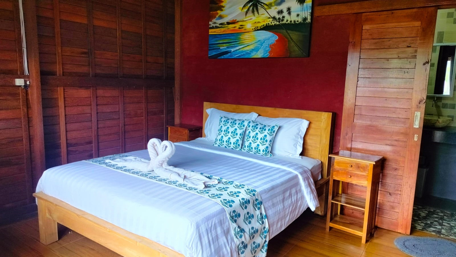 Bedroom 2, Lake Batur Cottage, Bangli