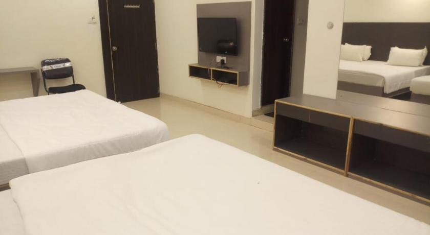 Bedroom 2, Hotel White Pearl, Jabalpur, Jabalpur