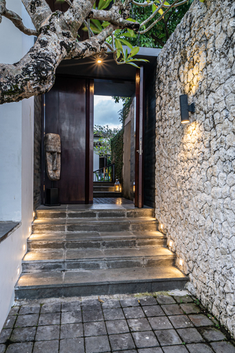 Exterior & Views 2, De Prestigio Villa Berawa 1, Badung