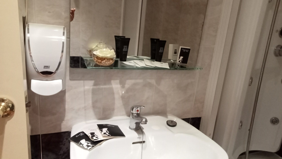 Bathroom 4, El pozo de la Nieve, Valladolid