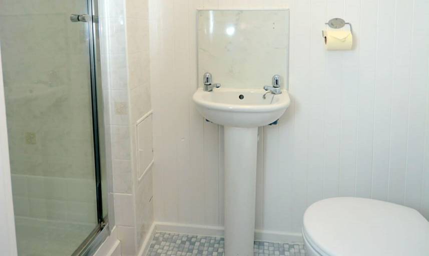 Bathroom 5, Varis House, Shetland Islands