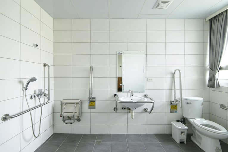 Bathroom 5, Travelers Plus - Hostel, Chiayi City