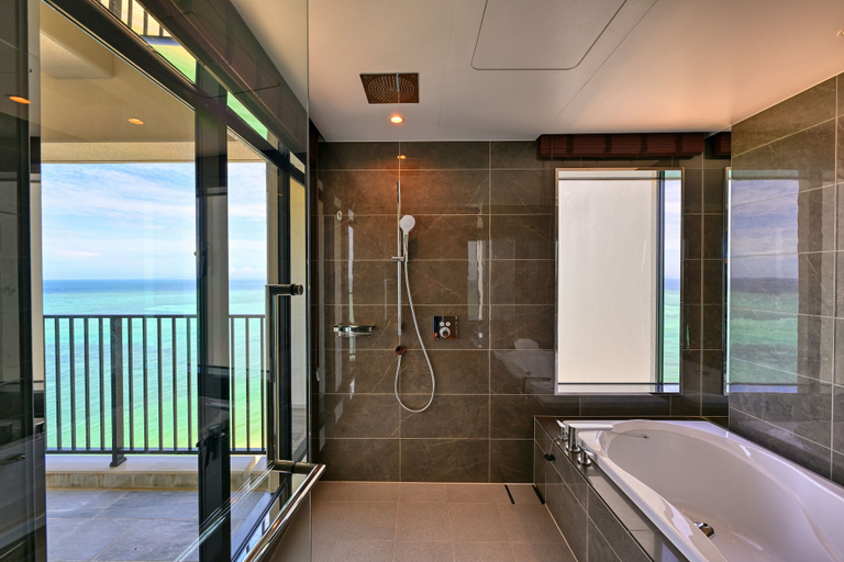 Bathroom 5, Ryukyu Hotel & Resort Nashiro Beach, Itoman