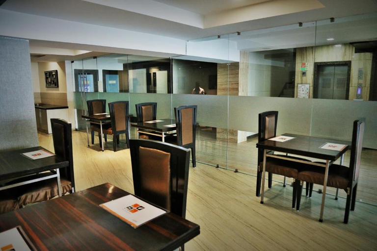 Food & Drinks 5, Ginger Ahmedabad Satellite, Ahmadabad