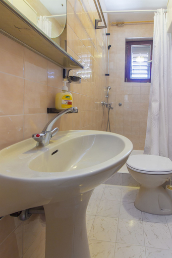 Bathroom 5, Apartments Slavica, Primošten