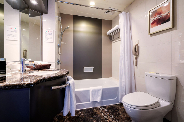 Bathroom 5, Grand Park Kunming, Kunming