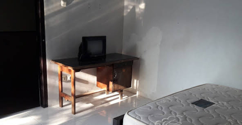 Bedroom 4, OYO Life 92647 Edelweis Homestay, Tuban