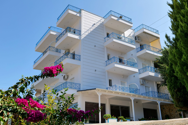 Exterior & Views 2, Stunning 2-bed Apartment in Sarandë, Delvinës