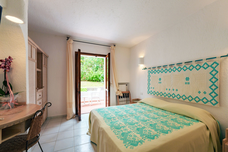 Bedroom 4, Hotel Punta Est, Olbia-Tempio
