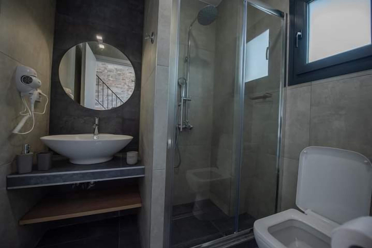 Bathroom, Alios Gaia, Central Macedonia