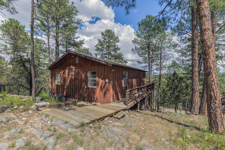 Exterior & Views 2, Blue Spruce Cabin, Lincoln