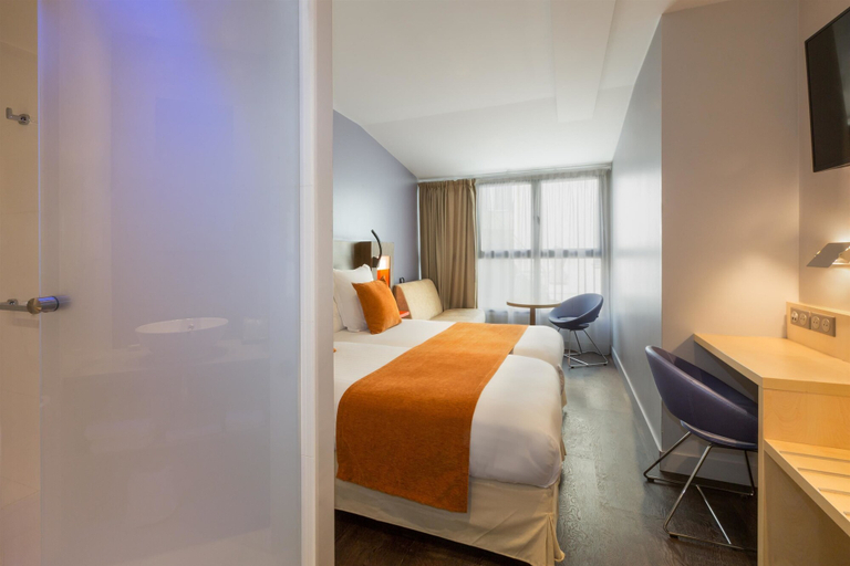 Bedroom 3, Best Western Seine West Hotel, Hauts-de-Seine