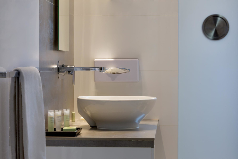 Bathroom 4, Best Western Seine West Hotel, Hauts-de-Seine