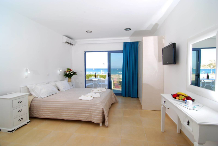 Bedroom 3, Kordistos Hotel, South Aegean