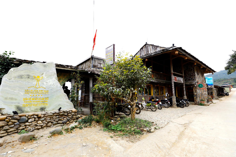 Suoi Giang Traditional Cultural Space, Văn Chấn