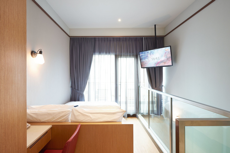 Bedroom 7