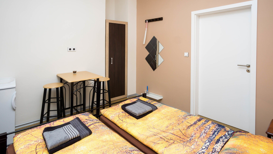 Bedroom 3, Apartment Four Year Seasons, Praha 5