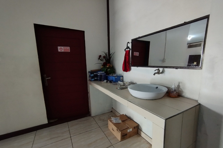 Bedroom 4, OYO 92762 Wisma Pundu Syariah, Palangkaraya