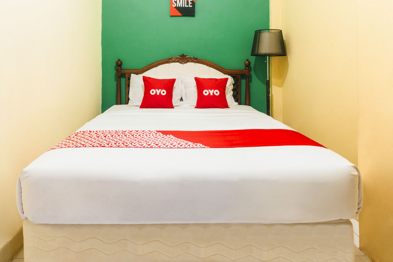 Bedroom 1, OYO 2165 Alyah Guest House Syariah, Ambon