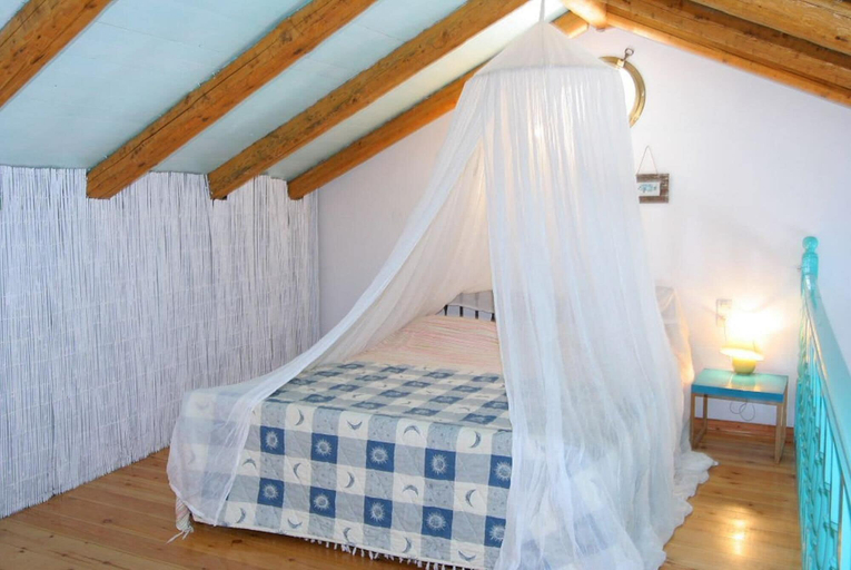 Bedroom 2, Spiros Jetty House Walk to Beach Sea Views A C Car Not Required - 302, Ionian Islands
