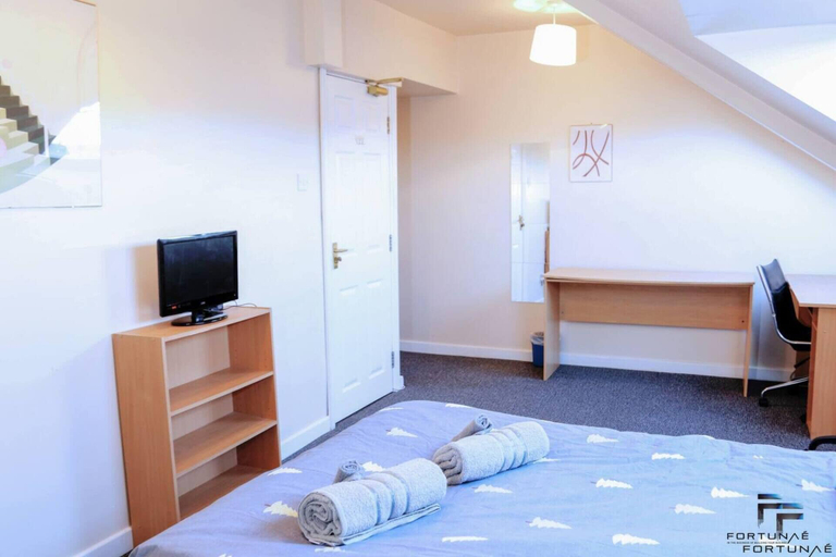 Others 4, Beautiful 5-bed House Roker Beach, Sunderland