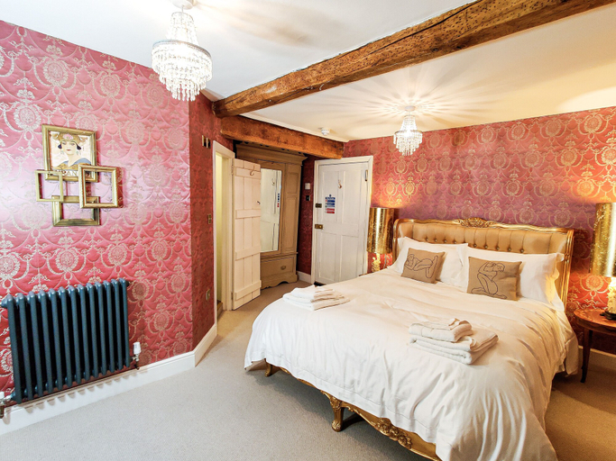 Bedroom 2, Plas Dolguog, Powys