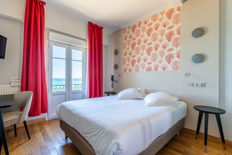 Bedroom 3, Kyriad Saint Malo Plage, Ille-et-Vilaine