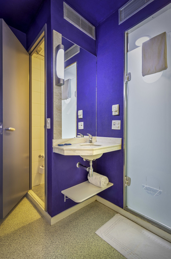 Bathroom 5, Ibis Budget SP Centro São João, São Paulo