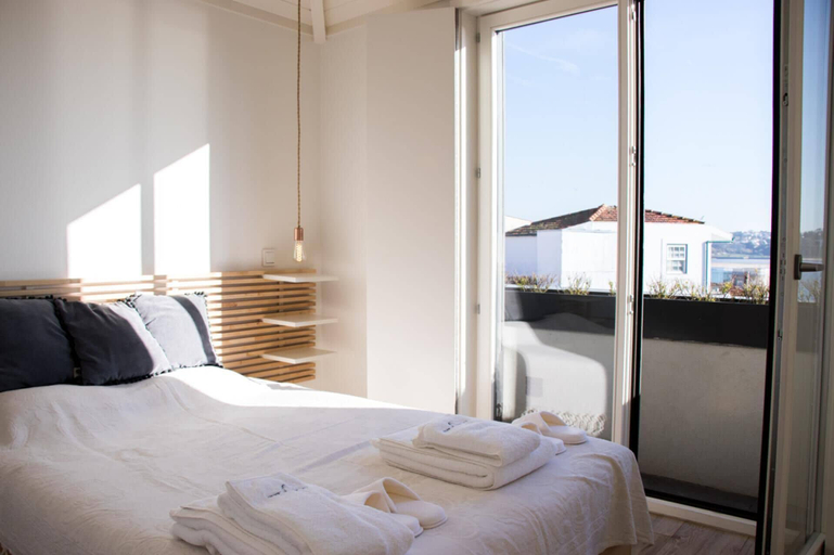 Bedroom 4, Home Of The Poet, 3-bed 3-bath River Views, Porto