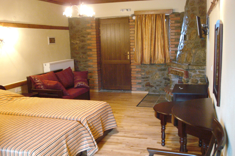 Bedroom 4, Prespa Resort & Spa, West Macedonia