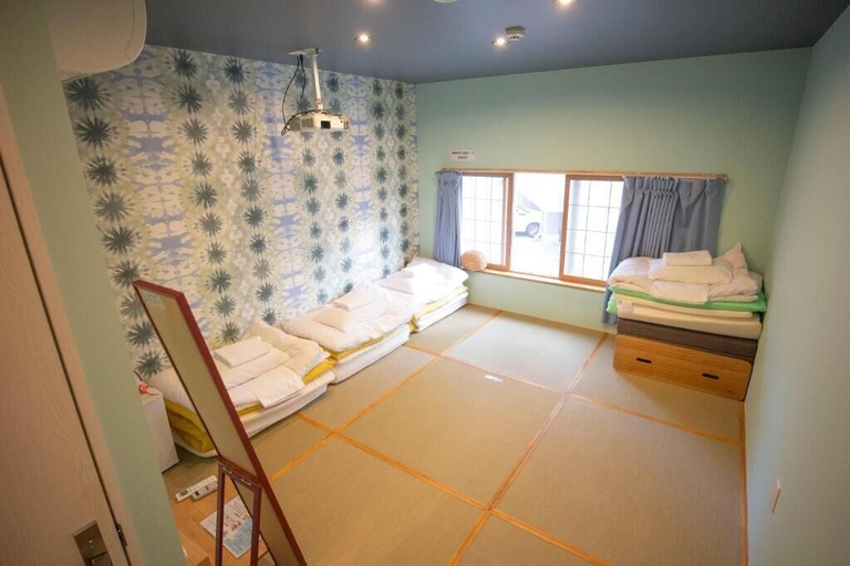 Bedroom 2, SHARIN Kanazawa Traveler's Inn - Hostel, Kanazawa
