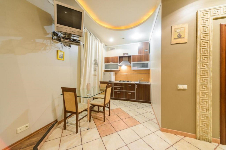 Others 3, Cozy apartment near Olympic Stadium 2, Holosiïvs'kyi