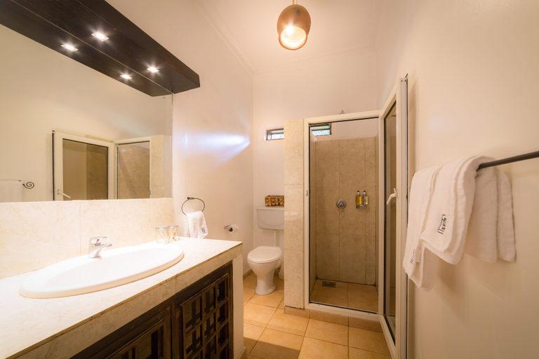 Bathroom 3, Ameg Lodge Kilimanjaro, Moshi Urban