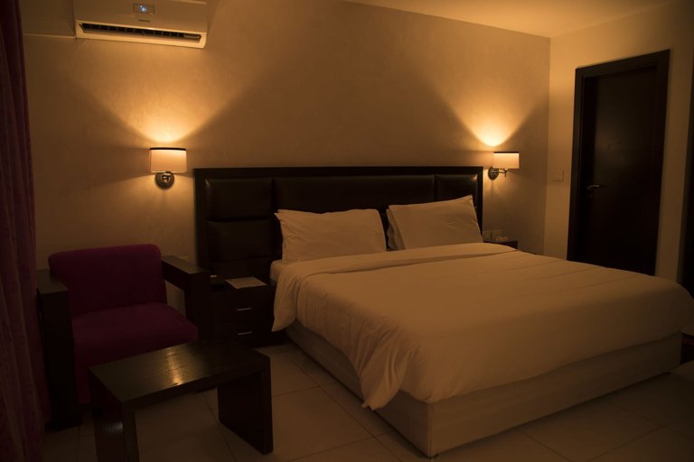 Bedroom 3, Hotel Palm Beach, Pointe Noire