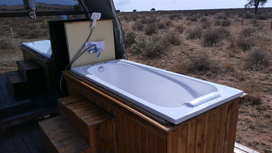 Bathroom, Amanya 2-rooms Lioness Family, Kajiado South