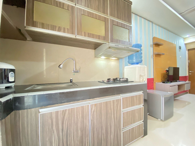 Private kitchen 5, Spacious Studio Furnished Apartment At Gateway Ahmad Yani Cicadas Bandung, Bandung
